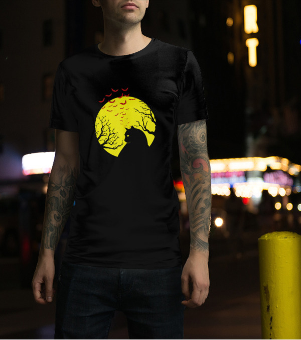 Cat Bats Halloween Night Haunted Full Moon Superstition T-Shirt
