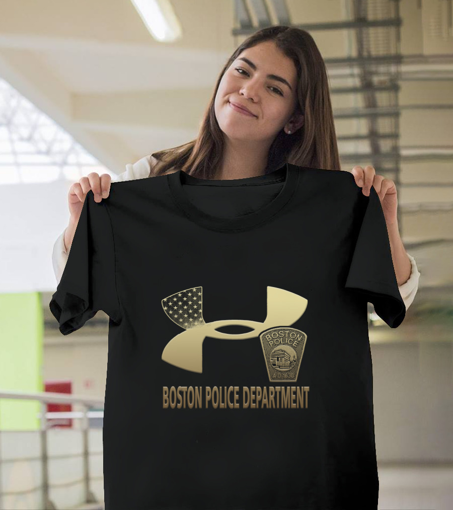 Boston Police Department Badge American Flag T-Shirt