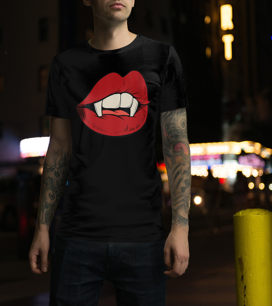 Women Vampire Kiss Halloween Rock Punk Goth Lips Fangs T-Shirt