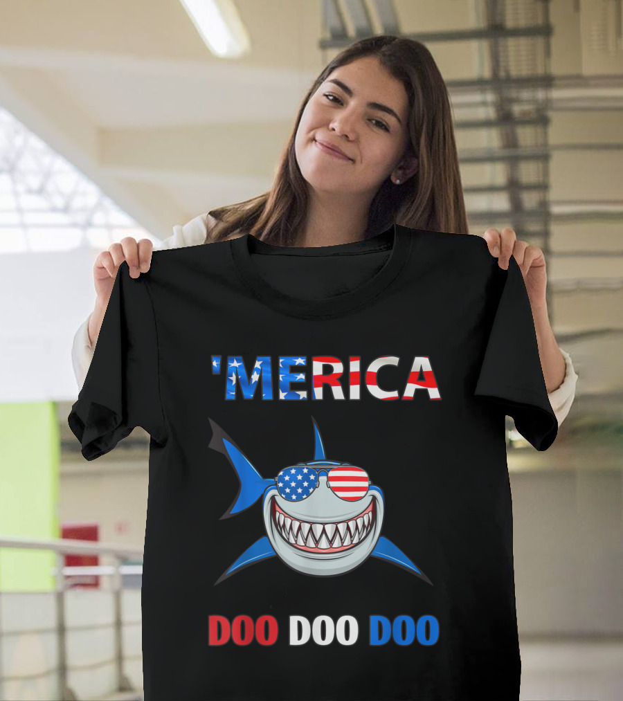 Merica Shark Wearing American Flag Sunglasses Doo Doo Doo 4th of July T-Shirt