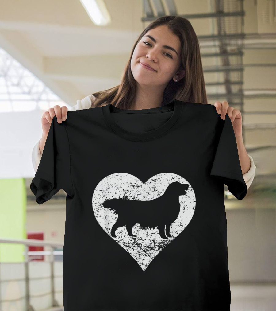 Distressed Golden Retriever Silhouette in Heart Shape Dog Owner Gift T-Shirt