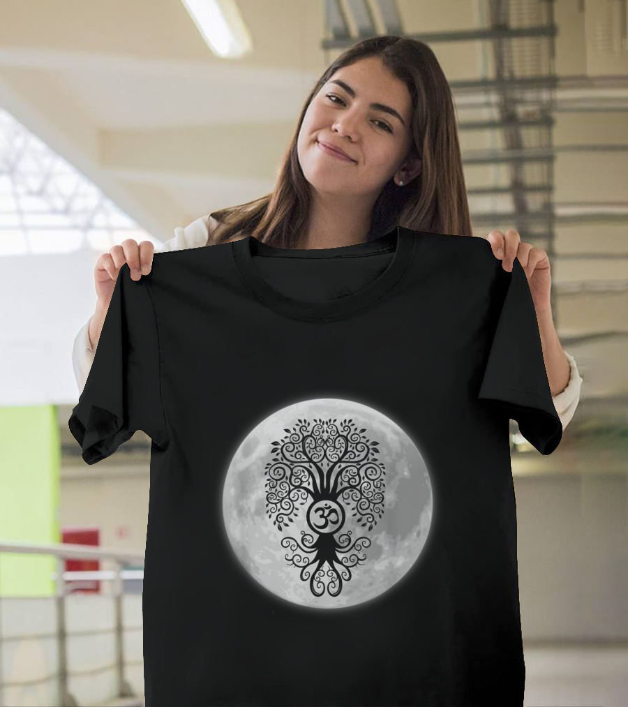 Om Symbol Tree with Full Moon Bodhi Yoga Meditation T-Shirt