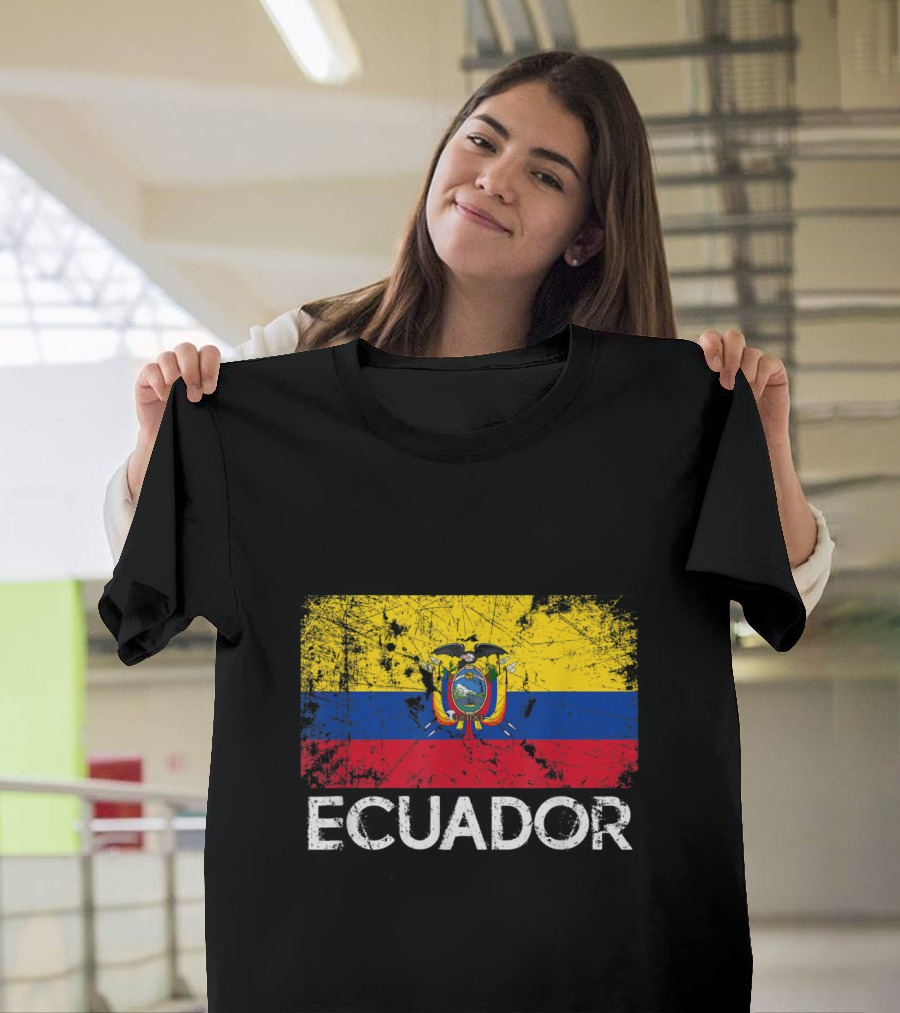 Ecuador Grunge Style Vintage Flag T-Shirt
