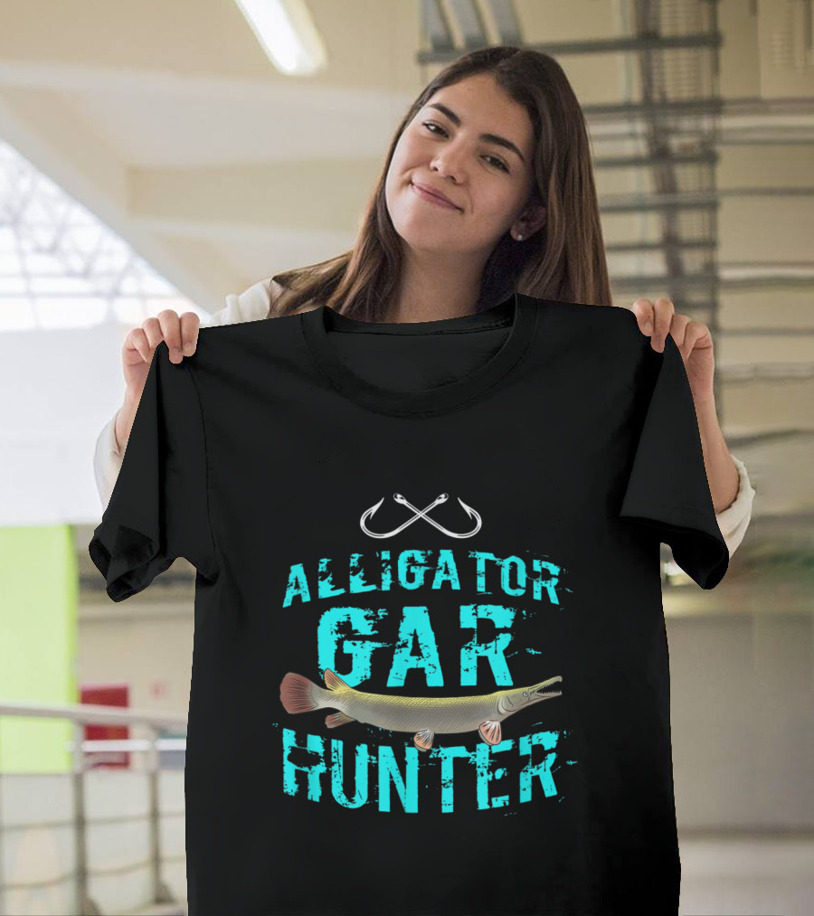 Alligator Gar Hunter Freshwater Fishing Angler Hooks T-Shirt