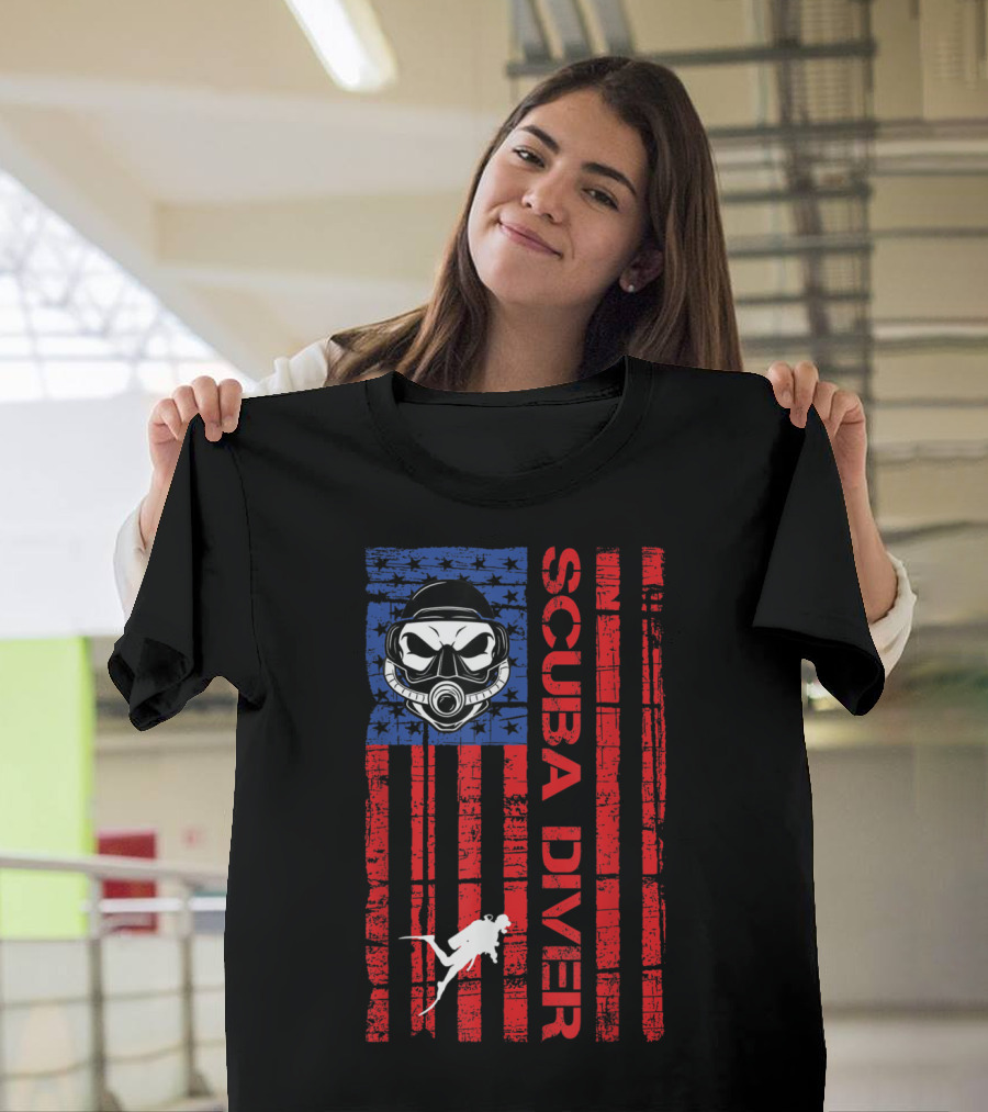 American Flag Scuba Diver Mask Stars and Stripes Ocean Scuba Diving T-Shirt