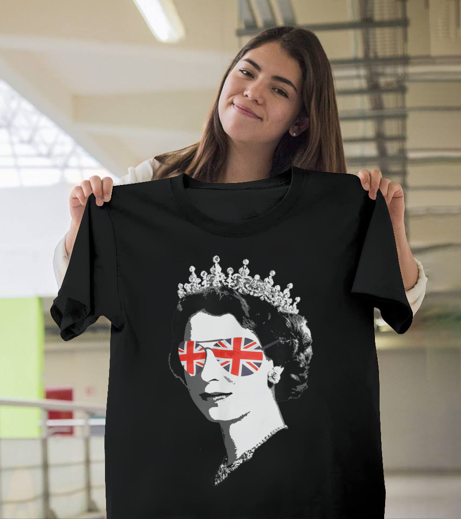 Elizabeth II Union Jack Sunglasses British Crown T-Shirt