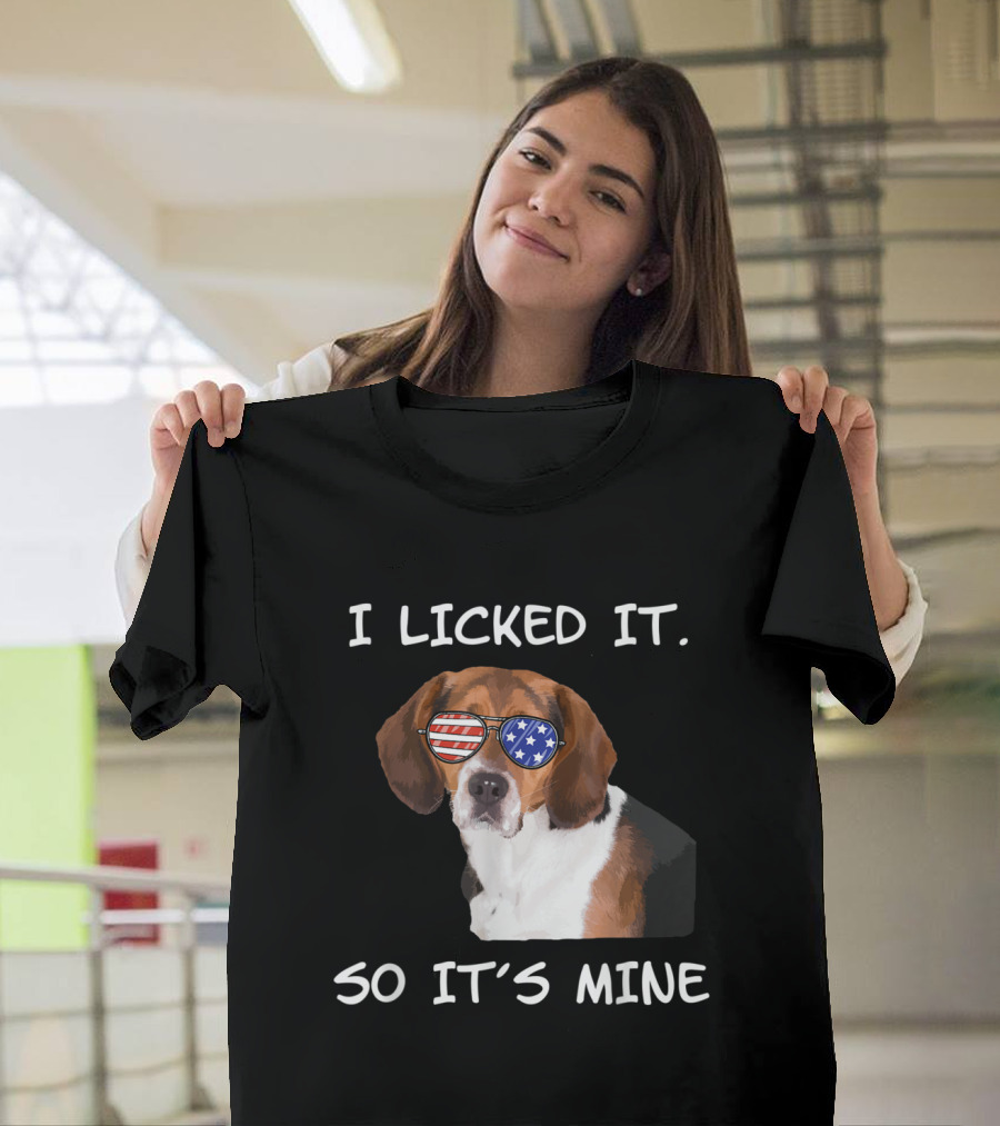 I Licked It So It's Mine Patriotic Beagle with American Flag Sunglasses T-Shirt