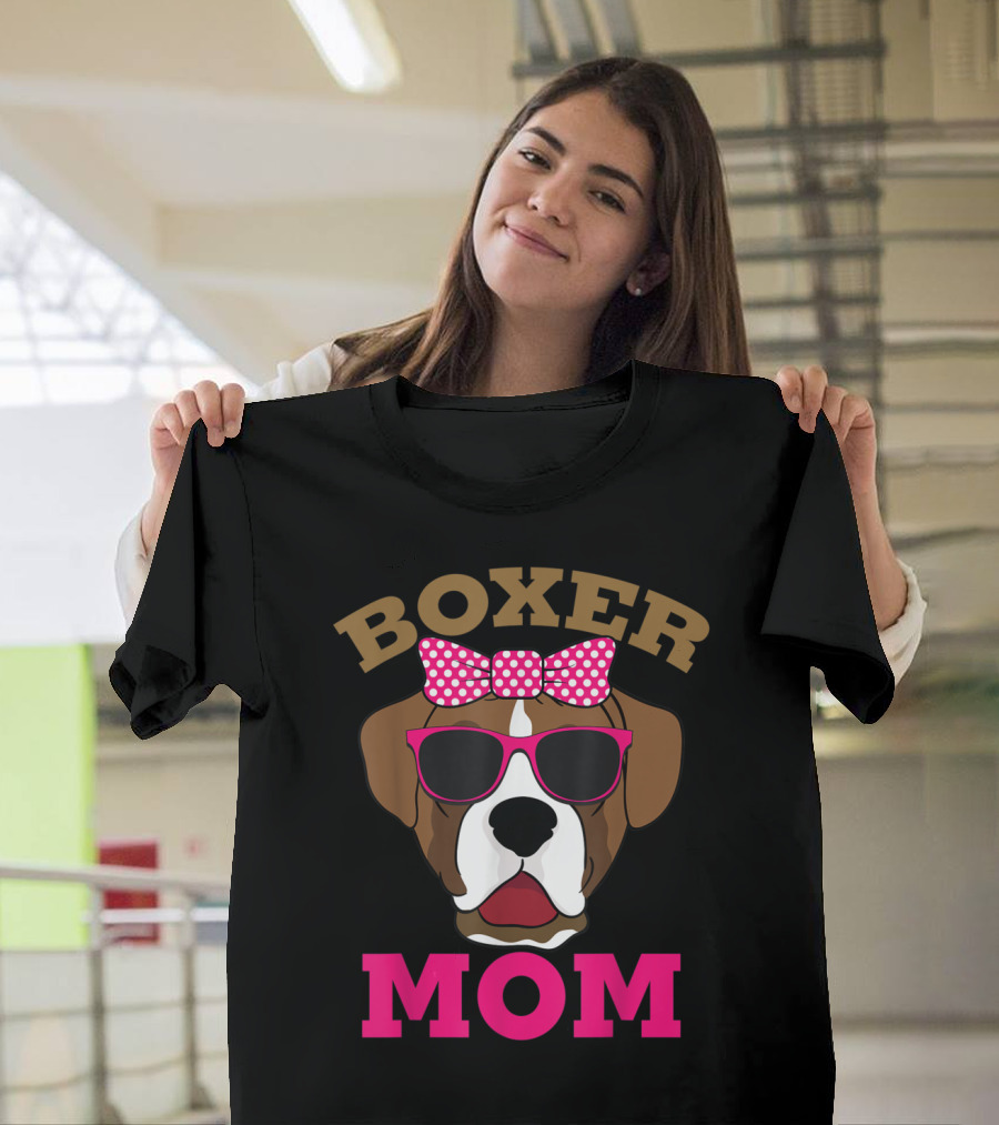 Boxer Mom Funny Cool I Heart Boxer Sunglasses Bow Tie T-Shirt