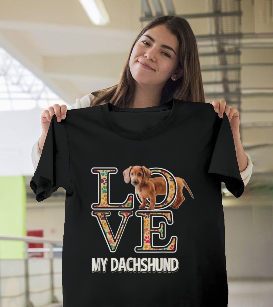 LOVE My Dachshund Paw Prints T-Shirt