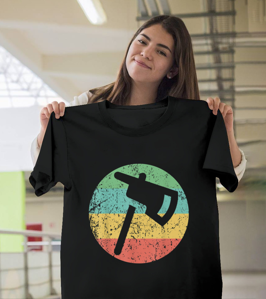 Firefighter Fireman Vintage Axe Retro Style Stripe Design Circle T-Shirt