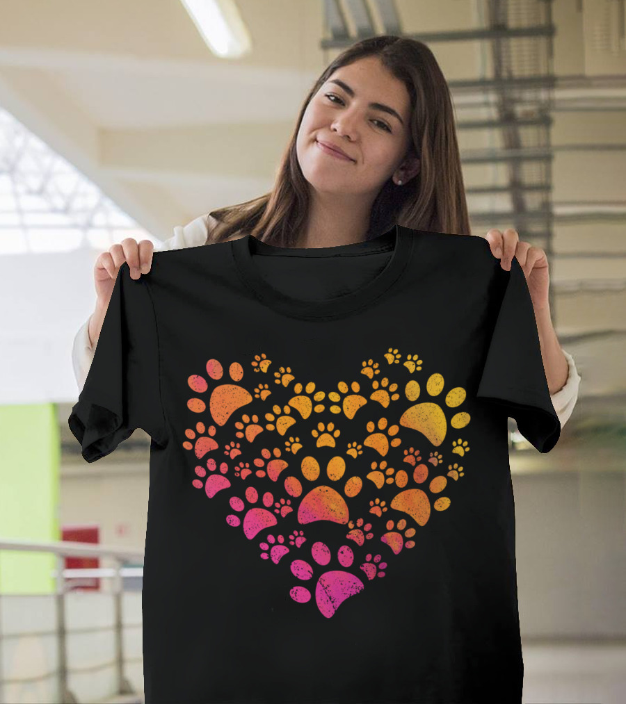 Heart Shaped Gradient Paw Prints For Dog Lovers T-Shirt