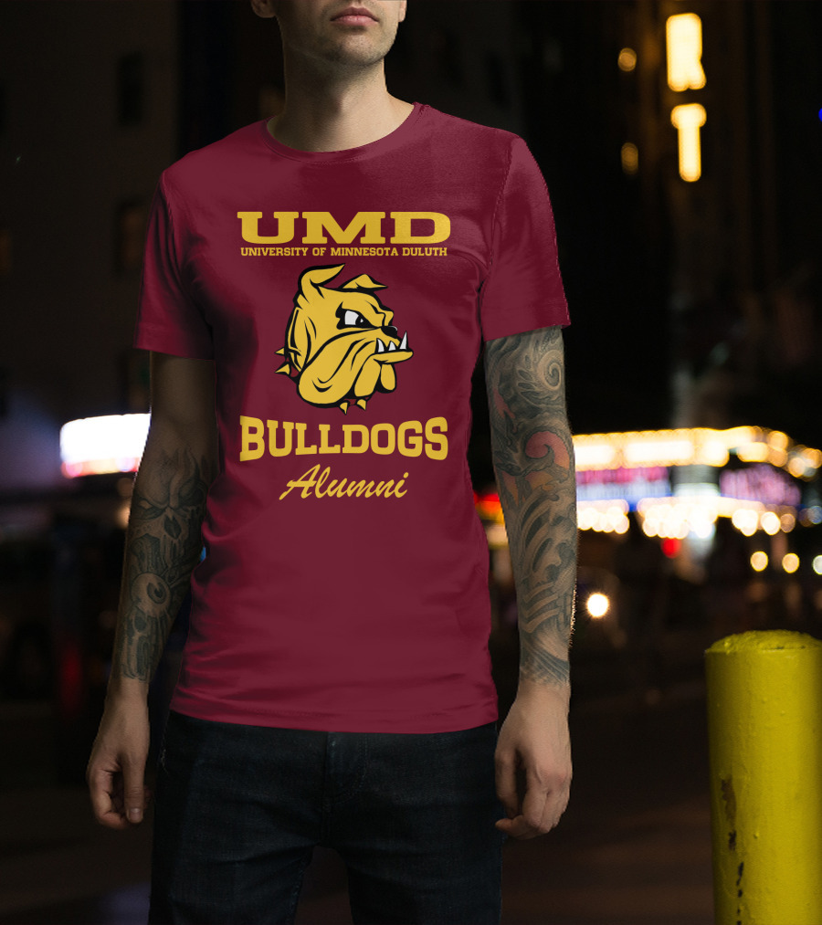 UMD University Of Minnesota Duluth Bulldogs Alumni T-Shirt