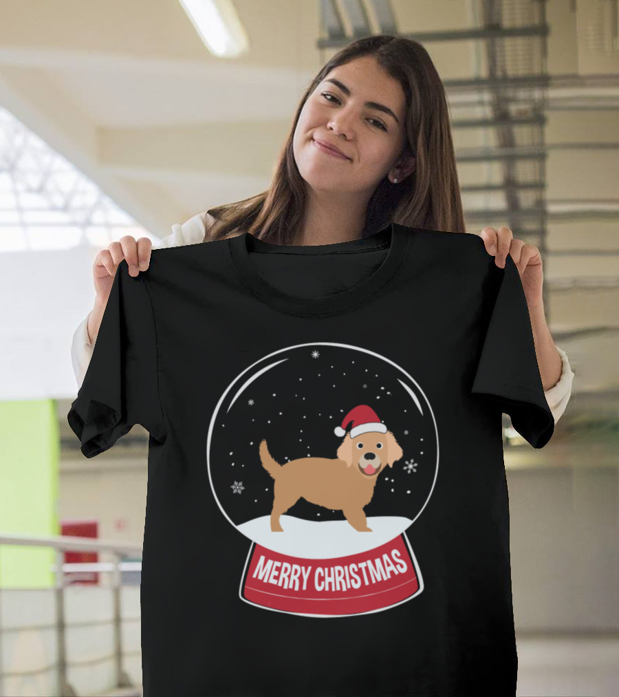 Golden Retriever in Santa Hat Merry Christmas Snowball Scene T-Shirt