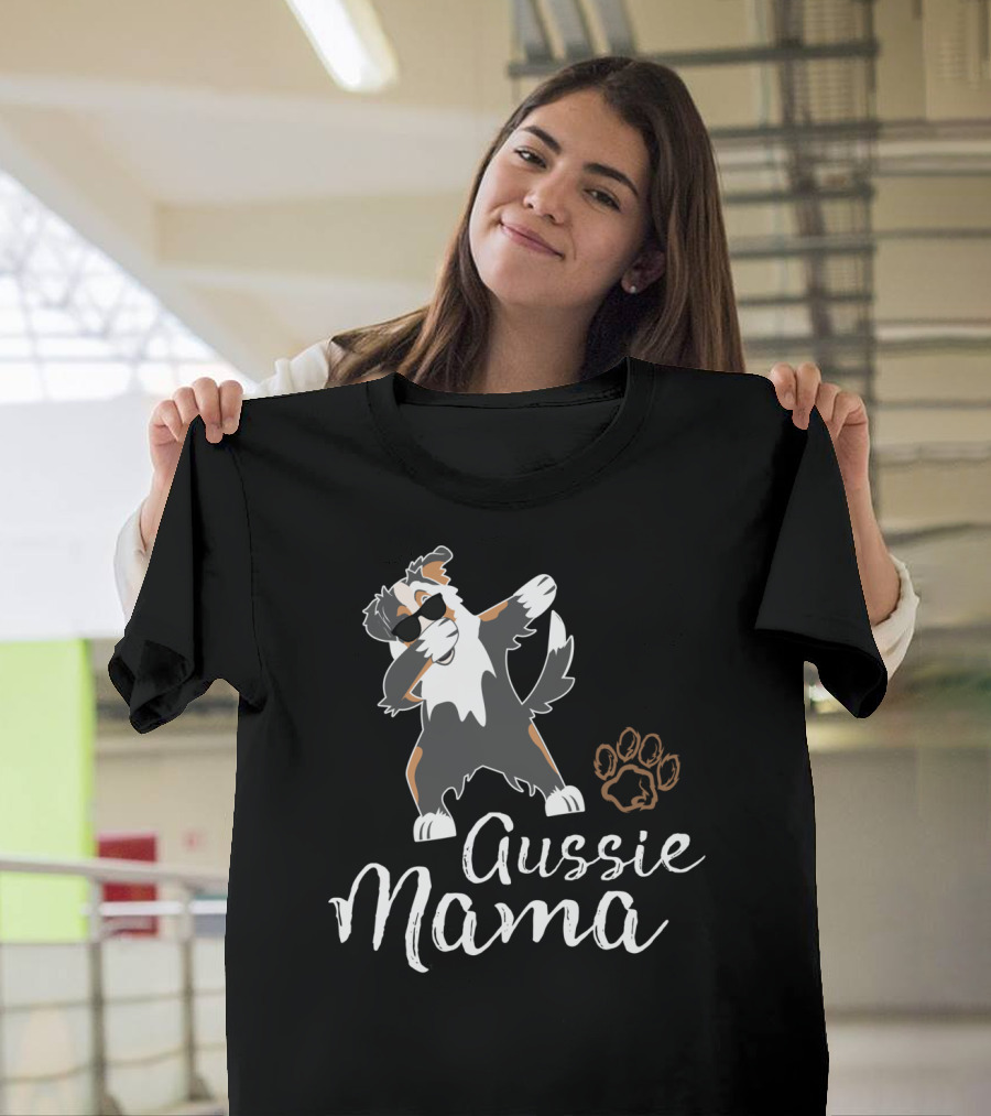 Funny Dabbing Aussie Mama Australian Shepherd Dog with Paw Prints T-Shirt
