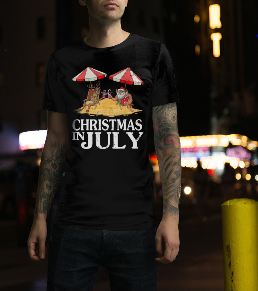 Christmas In July Santa Reindeer Party Under Beach Umbrellas T-Shirt