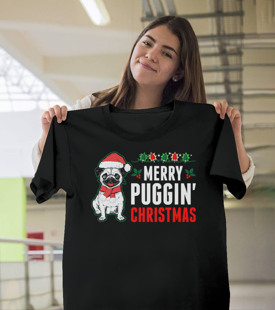 Merry Puggin' Christmas Pug Santa Hat Holly Berries T-Shirt