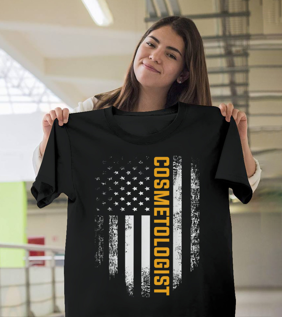 Vintage American USA Flag Cosmetologist Cool T-Shirt
