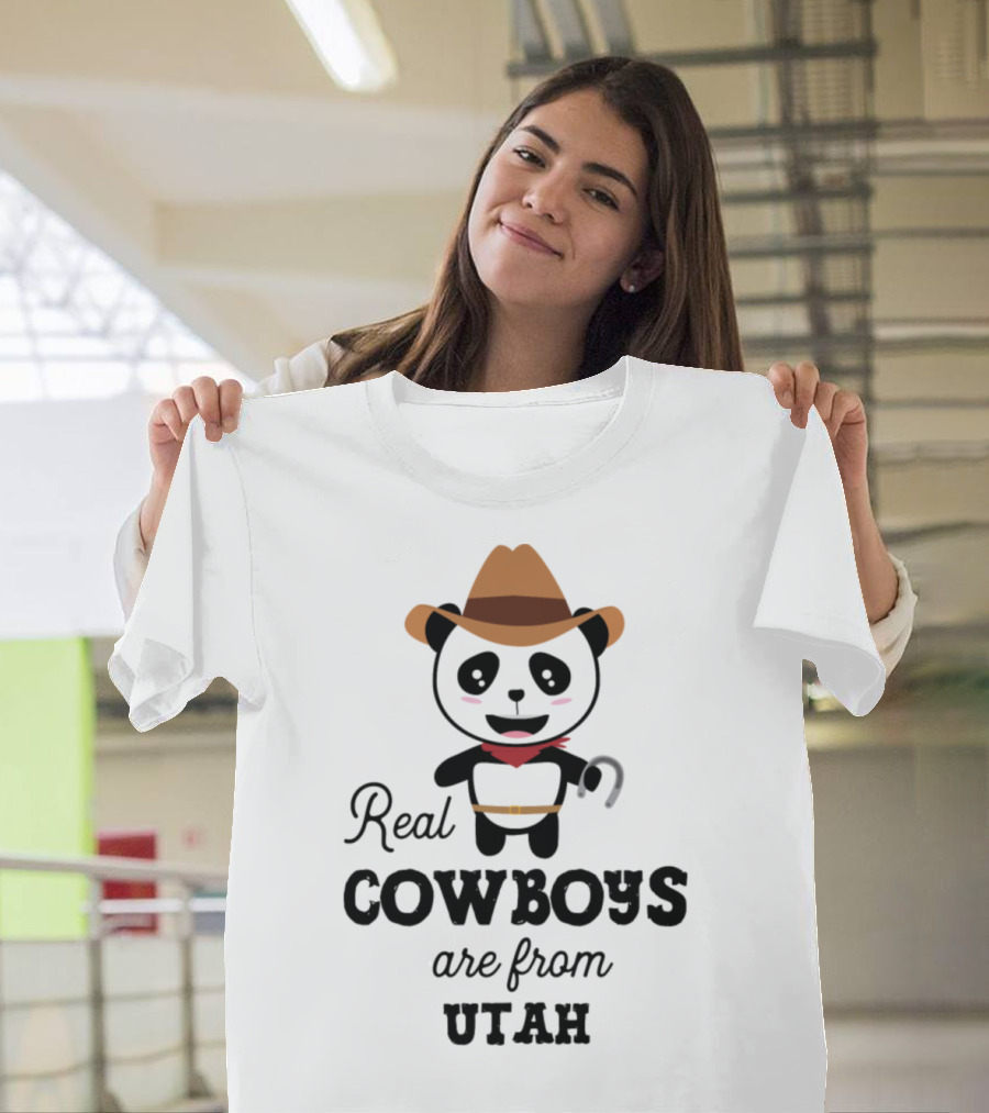 Panda Cowboy from Utah Holding Horseshoe T-Shirt