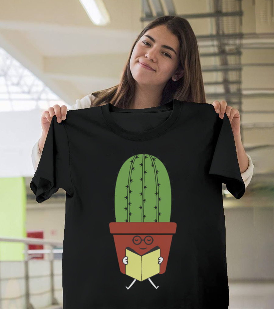 Cute Cactus Reading Books Funny Book Lover Character with Glasses T-Shirt