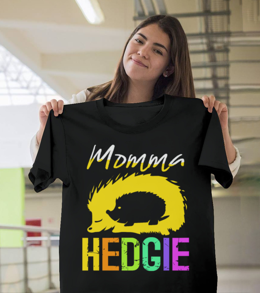Momma Hedgie Hedgehog Retro 70s Vintage Animal Lover T-Shirt
