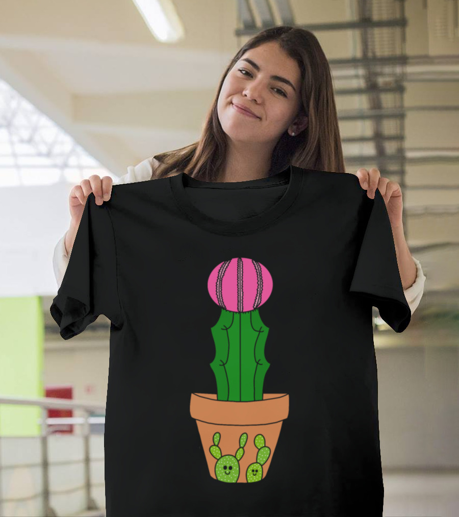 Hybrid Cactus with Smiling Cacti Friends in Cute Pot T-Shirt