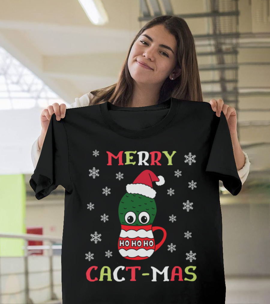 Merry Cact-Mas Cactus Santa Hat Ho Ho Ho Snowflakes T-Shirt
