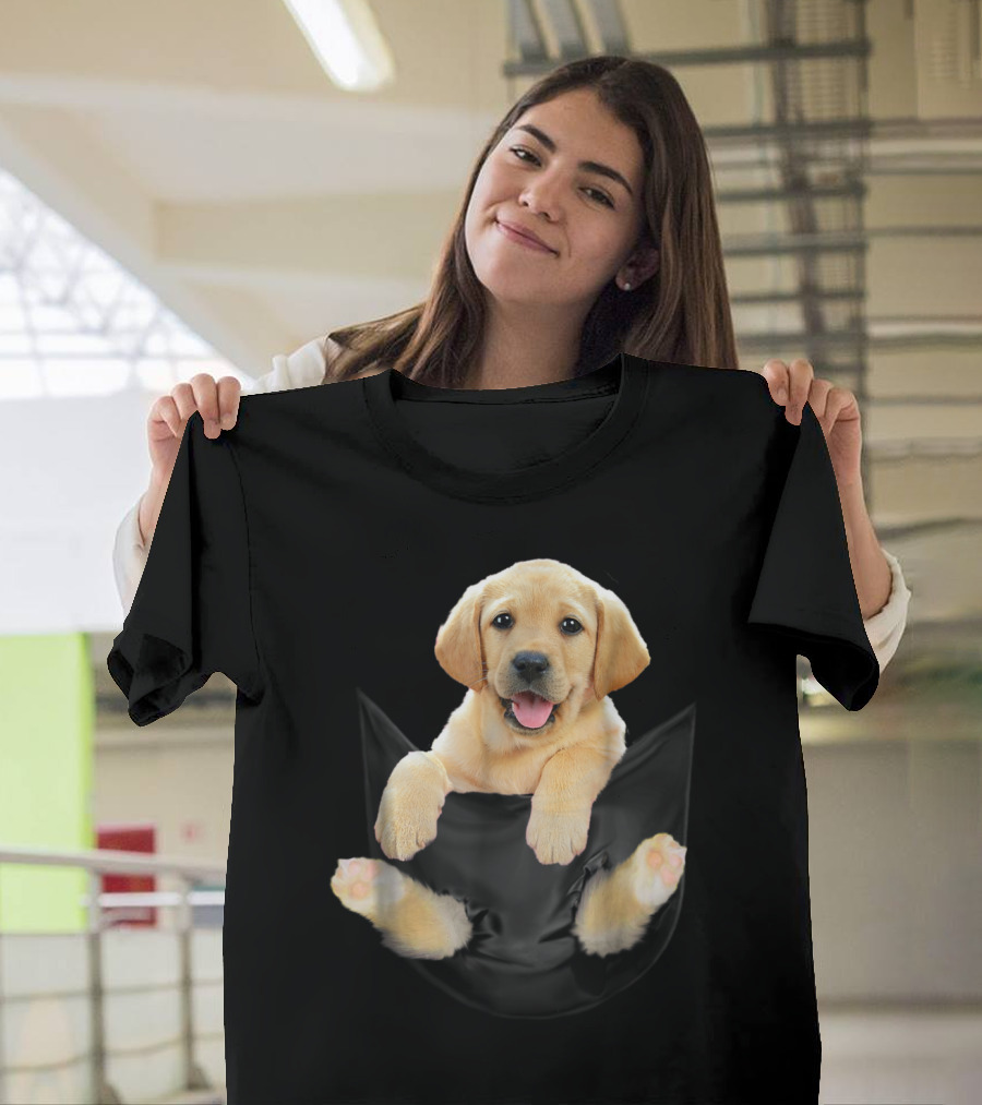 Labrador Puppy Adorable Face Front Paws Out Black Pocket T-Shirt