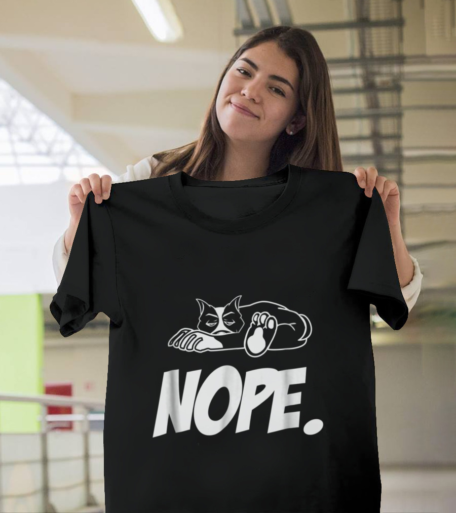 Nope Lazy Pitbull Graphic Illustration with Relaxed Dog Motif T-Shirt