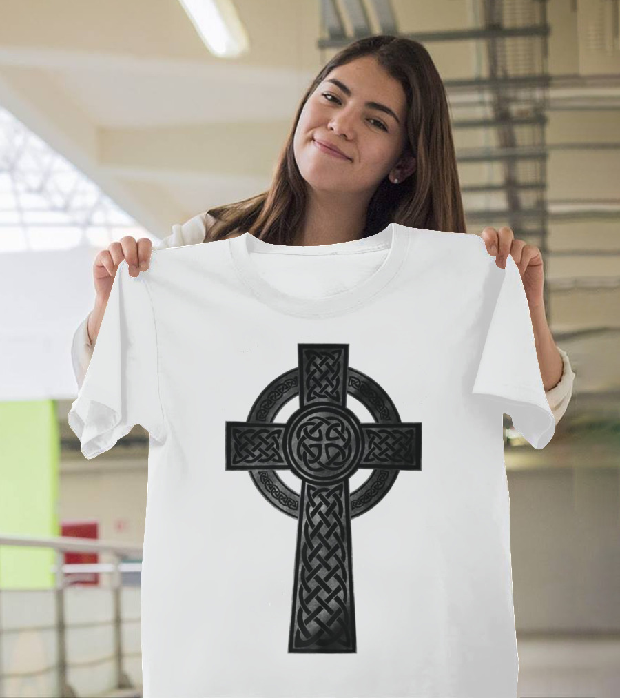 Old Irish Celtic Knotwork Symbol Cross T-Shirt