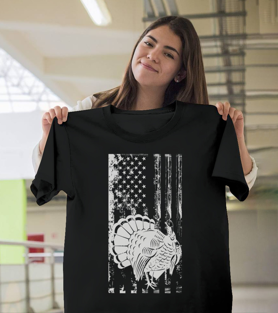 Turkey Hunting American Flag Style Rustic T-Shirt