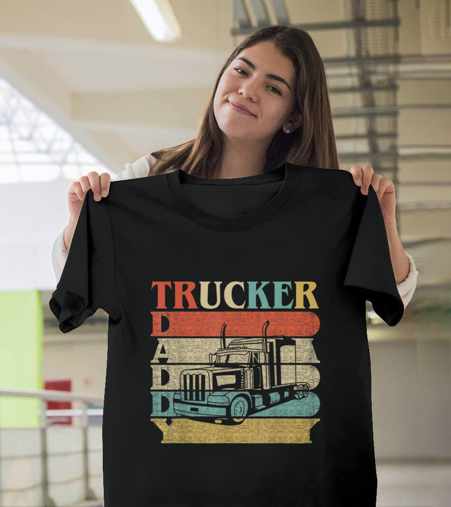 Daddy Trucker Retro Vintage Style with Classic Truck T-Shirt