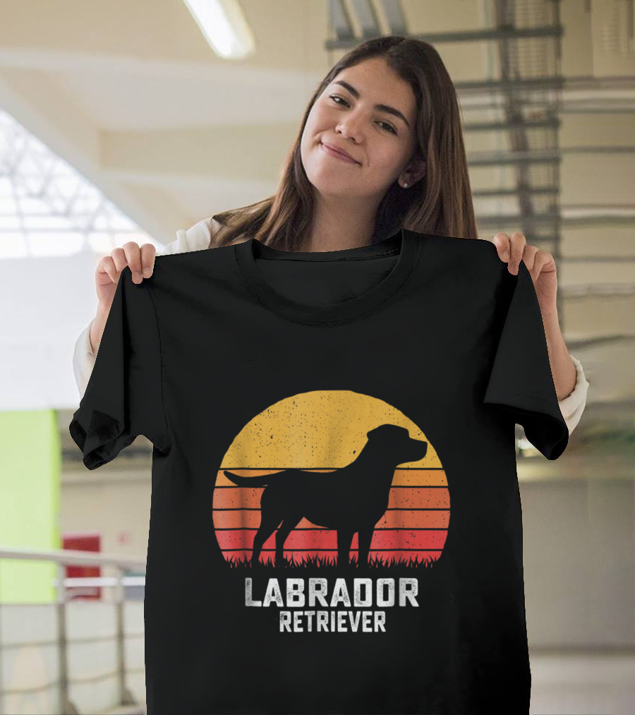 Labrador Retriever Silhouette Vintage Sunset T-Shirt