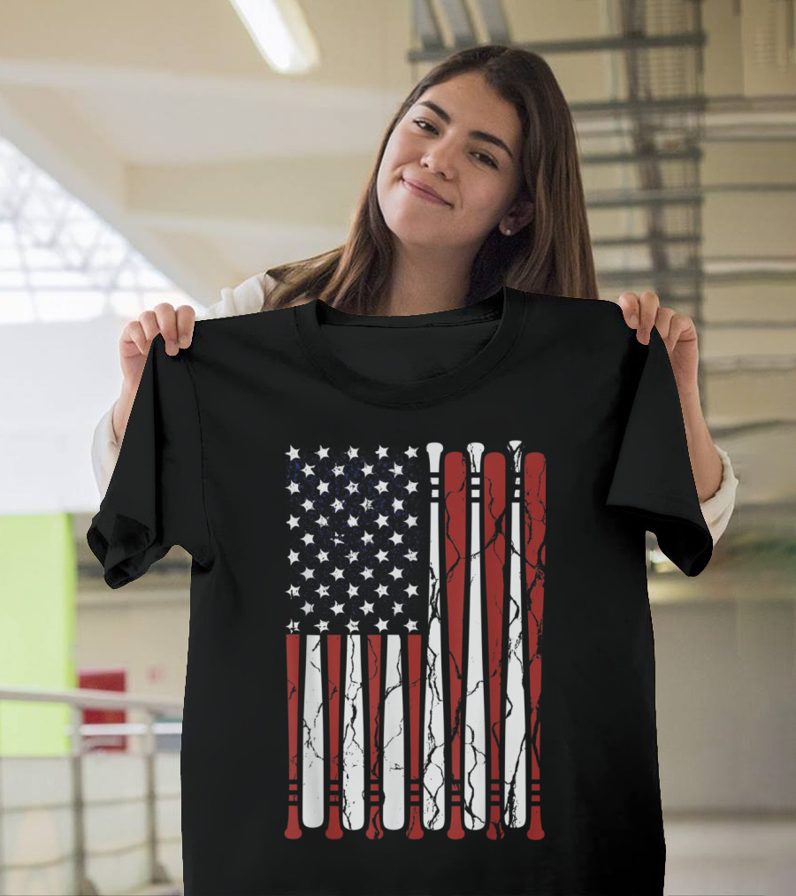 Vintage American Flag Baseball Bats Patriotic Men Boy T-Shirt