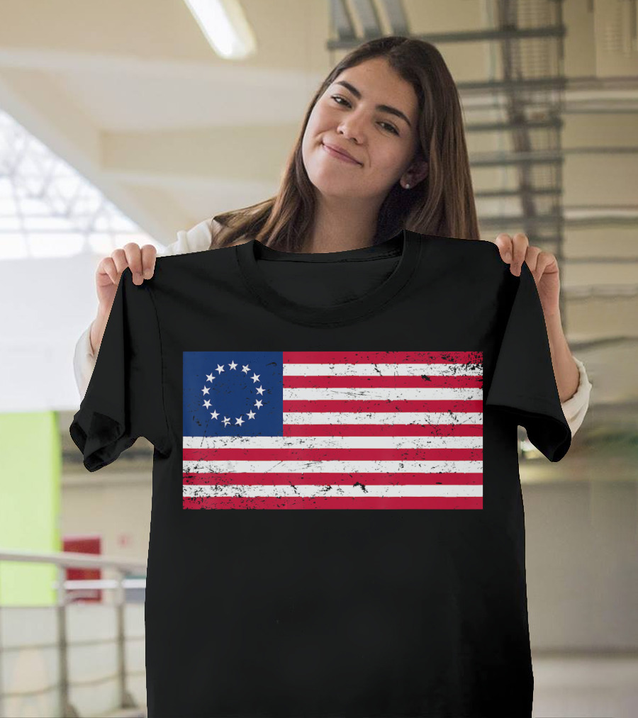 Distressed Vintage Betsy Ross American Flag with Circular Stars T-Shirt
