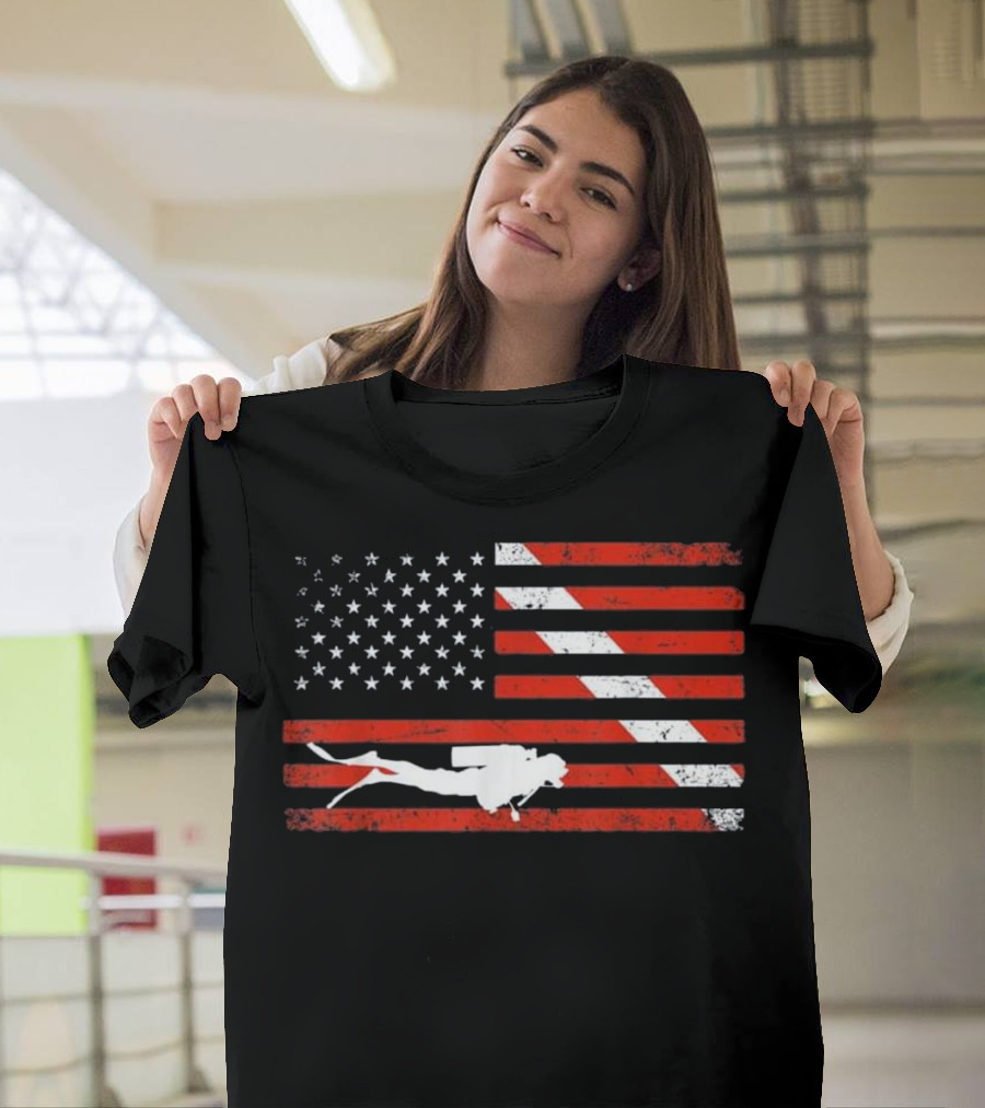 Diver Down Dive Flag Scuba Diving American Flag T-Shirt
