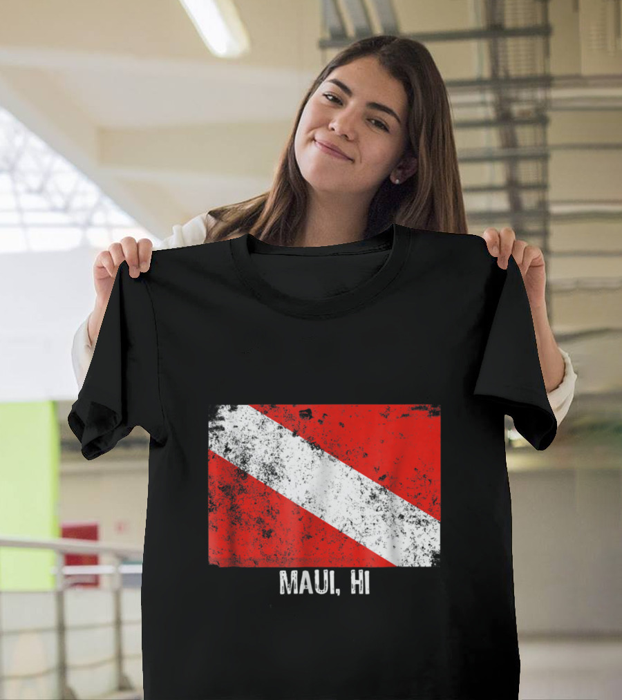 Vintage Maui HI Red White Scuba Diving Flag T-Shirt