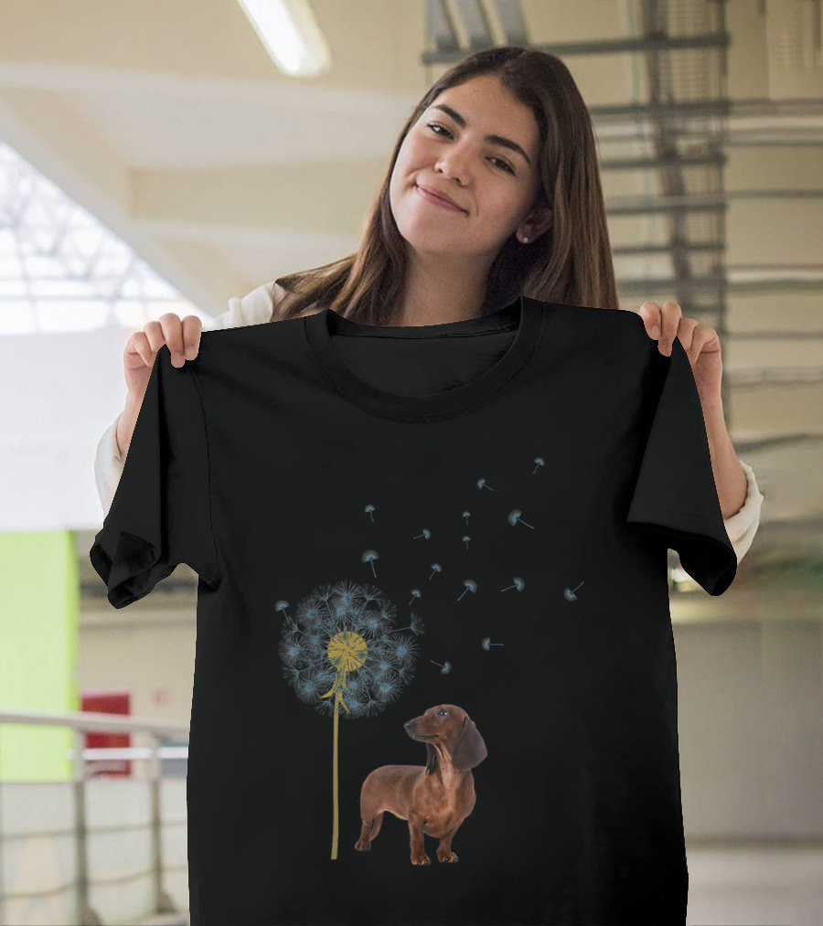 THE REEDS FLOWER DACHSHUND DOG DREAMING DANDELION BREEZE T-Shirt