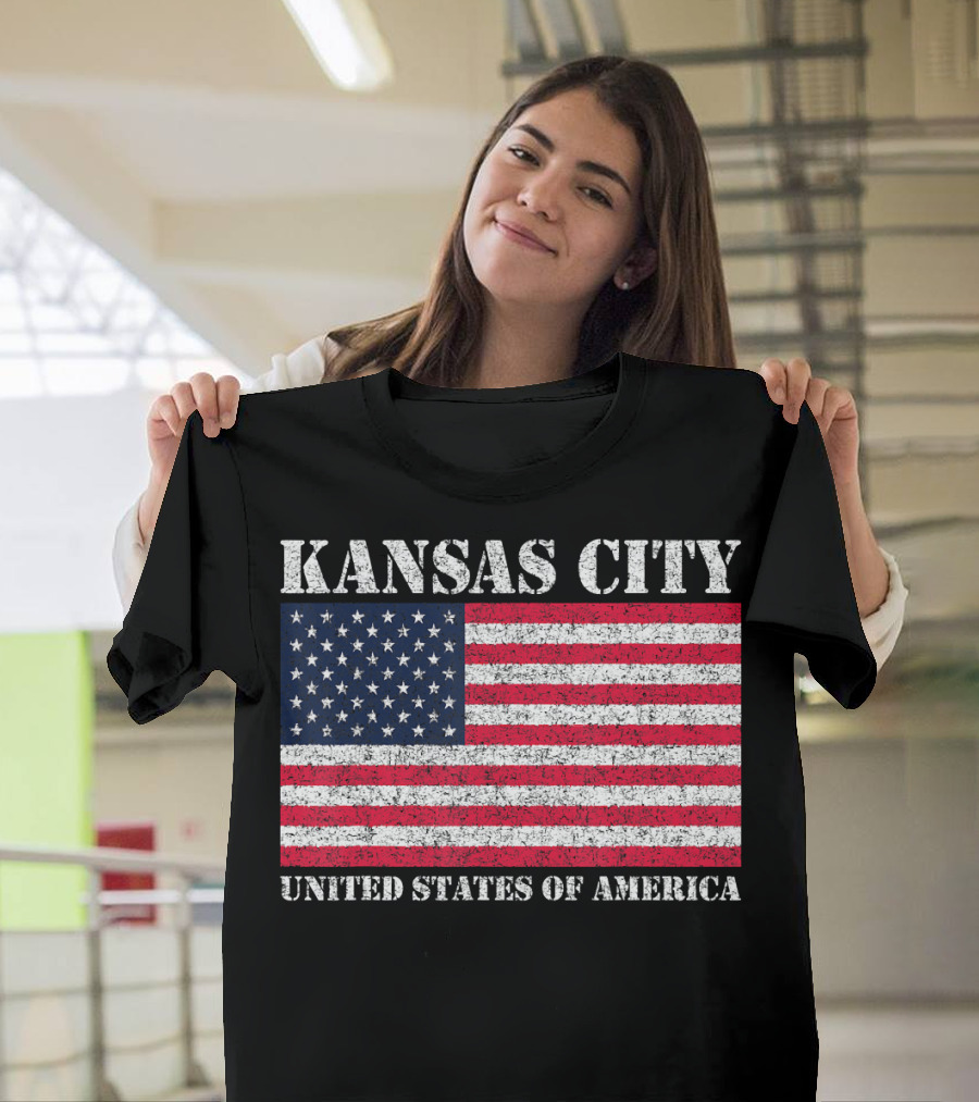 Kansas City United States of America Distressed American Flag T-Shirt