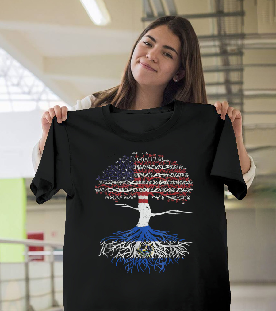 American Heart Salvadorean Roots Patriotic Tree American Flag El Salvador Flag Dual Heritage T-Shirt