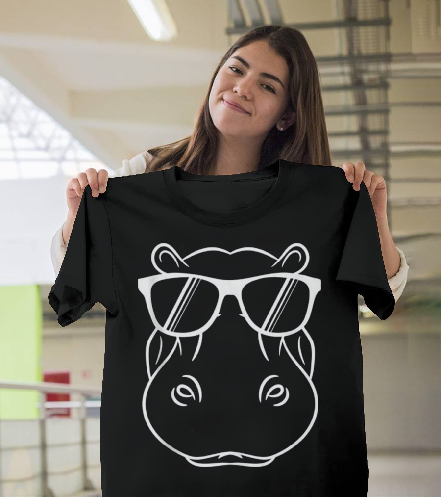Hippopotamus Lover Cool Hippo with Sunglasses T-Shirt