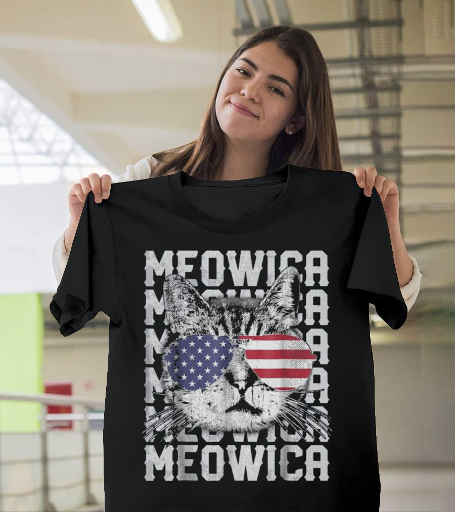 MEOWICA Cat Wearing American Flag Sunglasses 4th of July USA T-Shirt