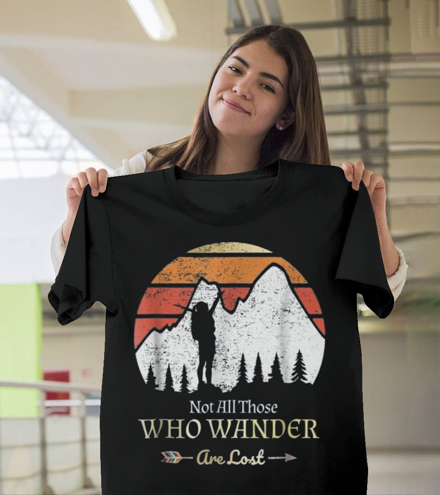 Not All Those Who Wander Are Lost Silhouette Mountains Arrow Vintage Sun T-Shirt