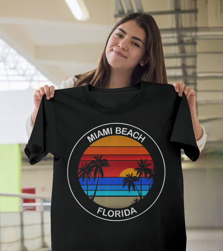Miami Beach Florida Sunset Palm Trees Circle T-Shirt
