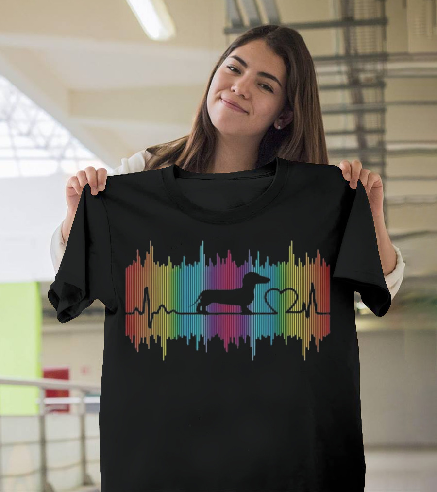 Dachshund Heartbeat Ornament Lov with Rainbow Soundwave Background T-Shirt