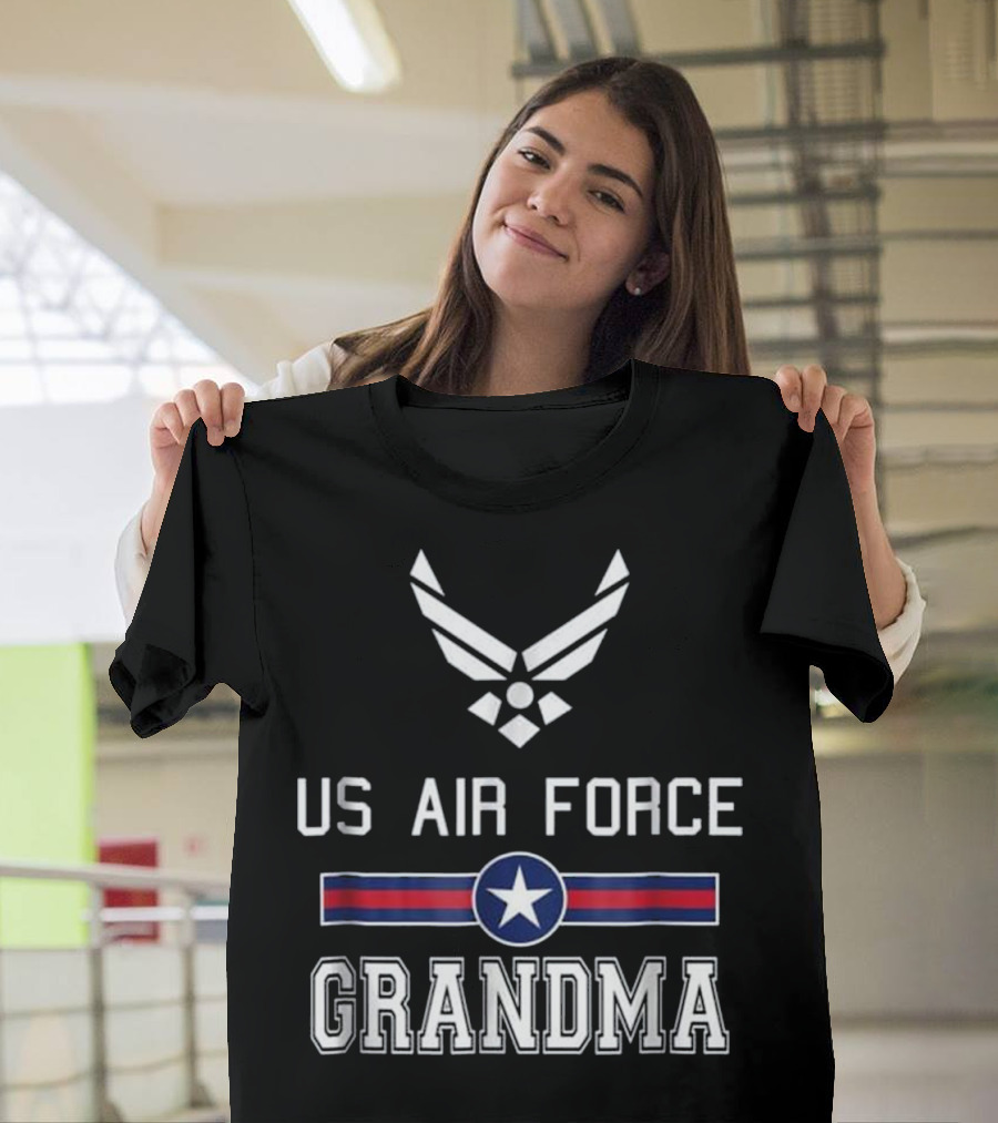 US Air Force Grandma Military Proud Star T-Shirt
