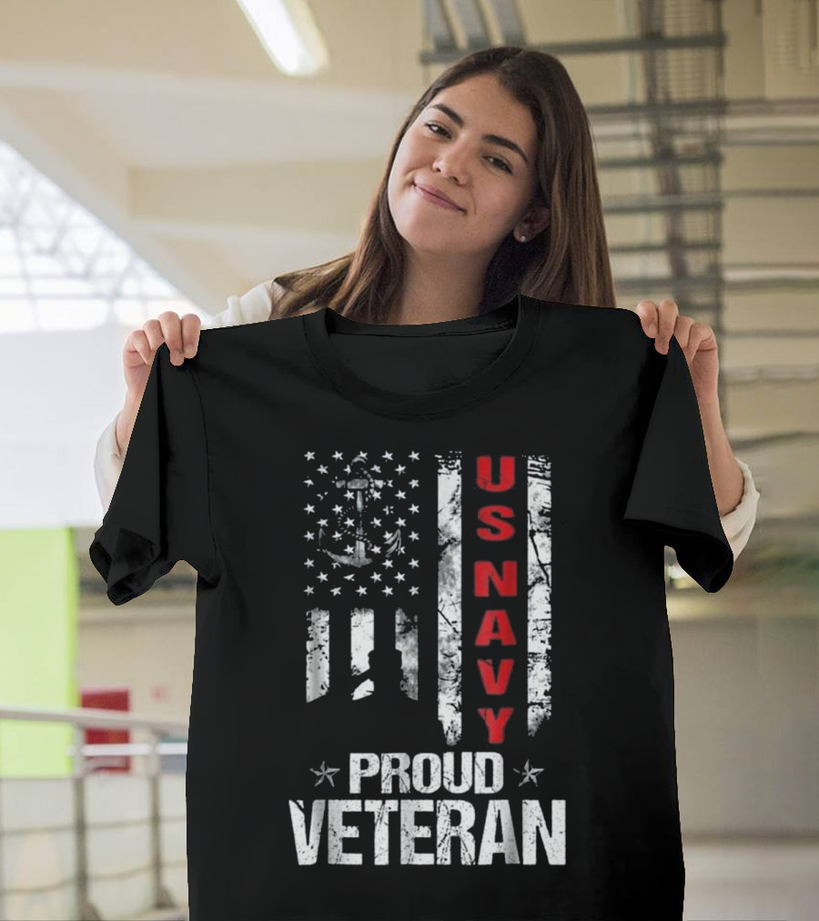 Proud Veteran US Navy Anchor Stars and Stripes Patriotic T-Shirt