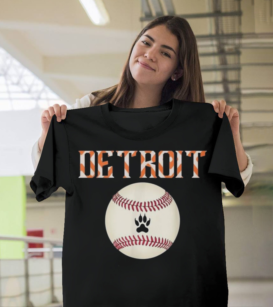 Detroit Baseball Tiger Paw Scratch T-Shirt