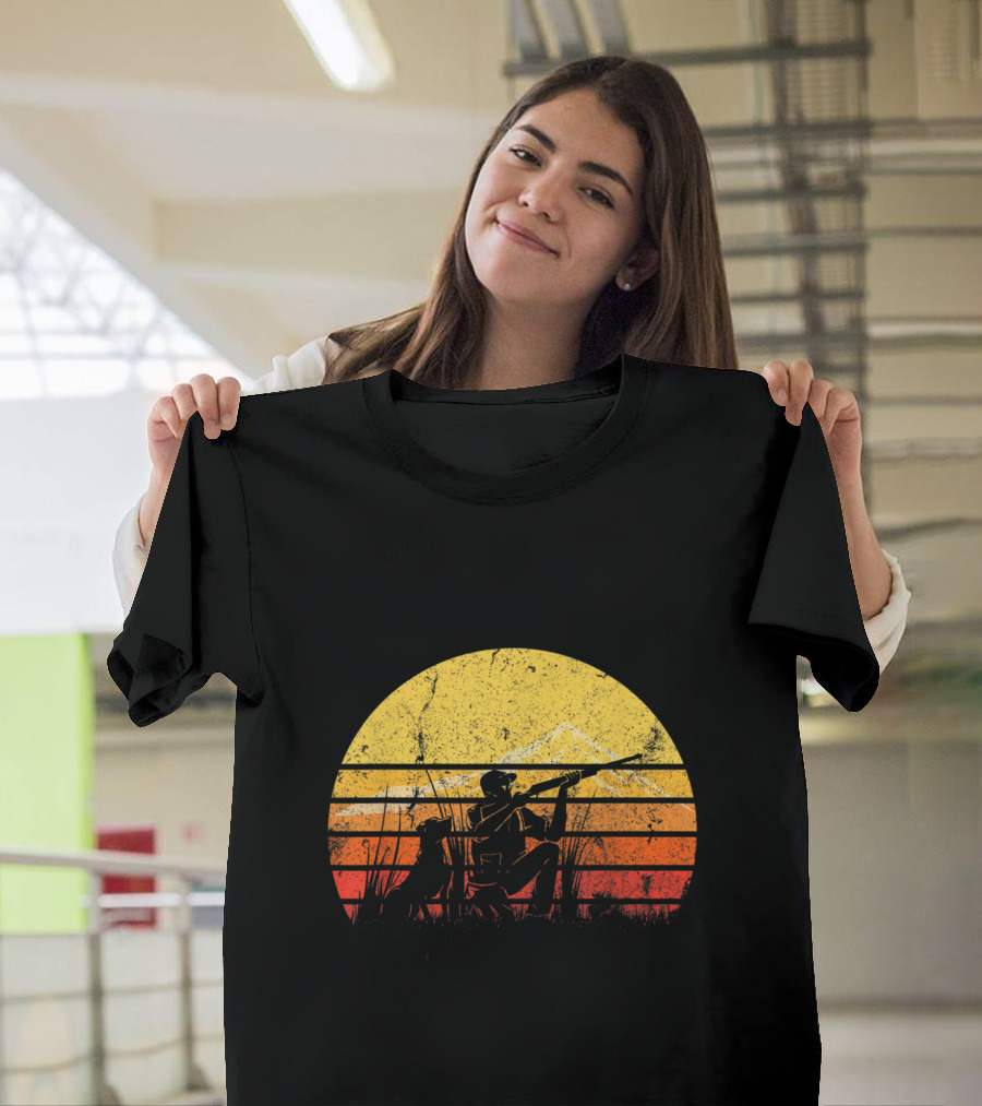 Vintage Duck Hunting Hunter Retro Silhouette Sunset T-Shirt