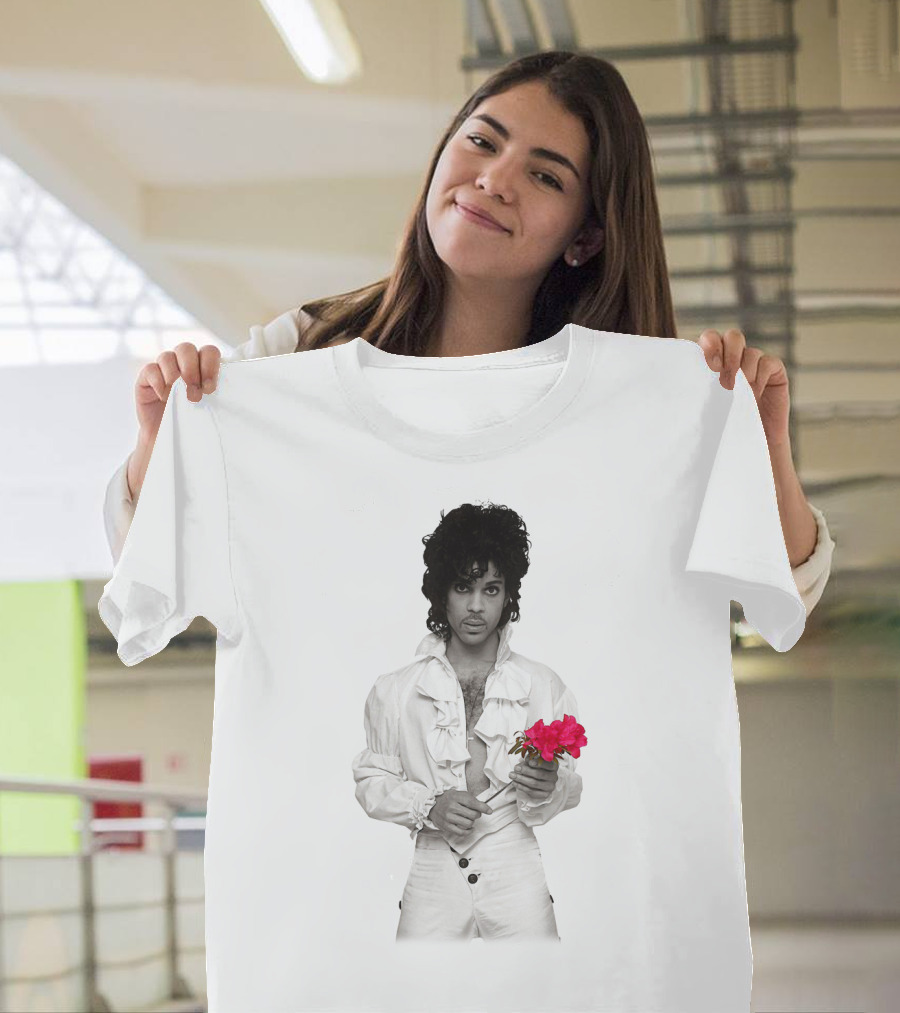 Pr 19 Vintage Style White Frilled Shirt Holding Pink Roses T-Shirt