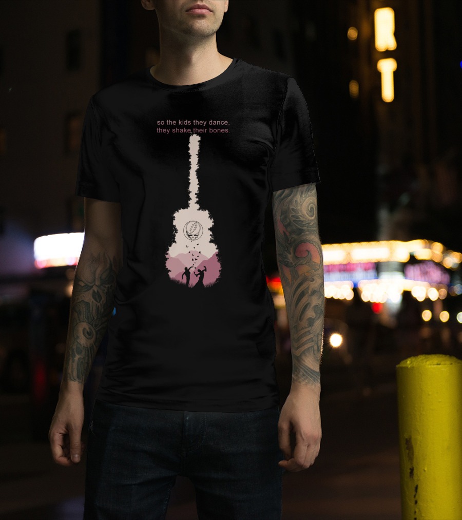 So The Kids They Dance They Shake Their Bones Gd T-Shirt